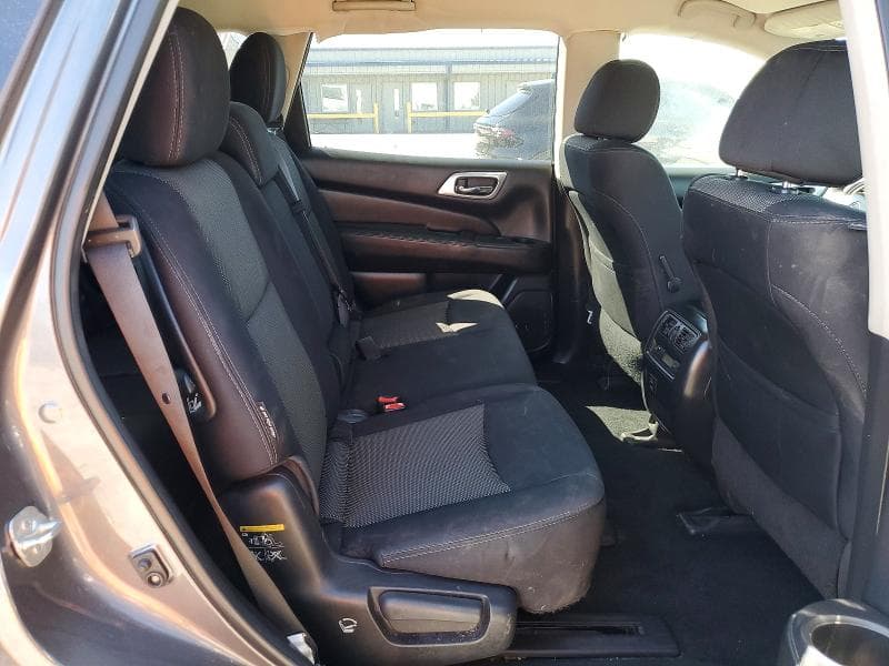 2018 NISSAN PATHFINDER S 11