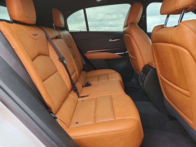2022 CADILLAC XT4 PREMIUM LUXURY 10