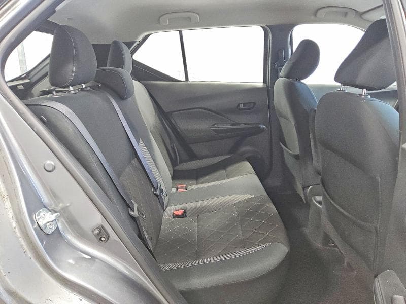 2019 NISSAN KICKS S 11