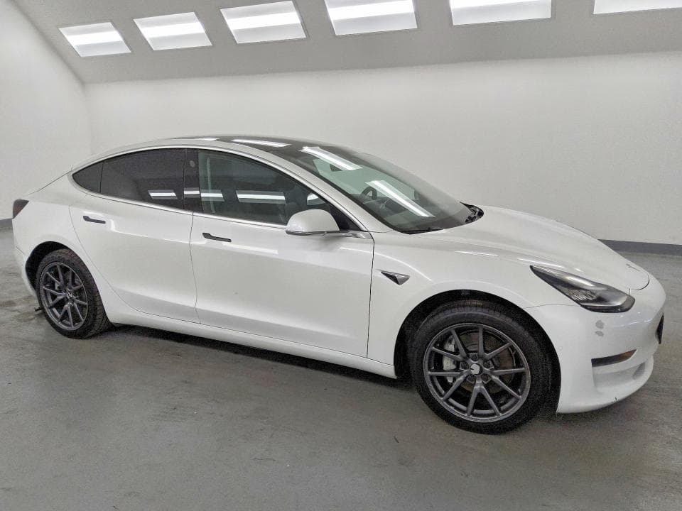 2019 TESLA MODEL 3 4