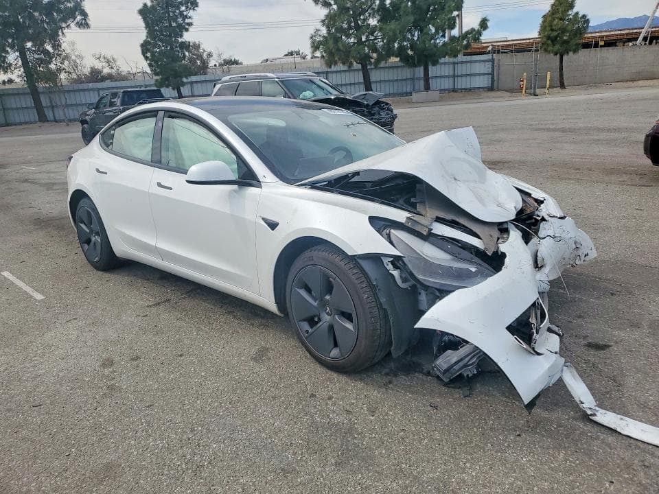 2023 TESLA MODEL 3 4