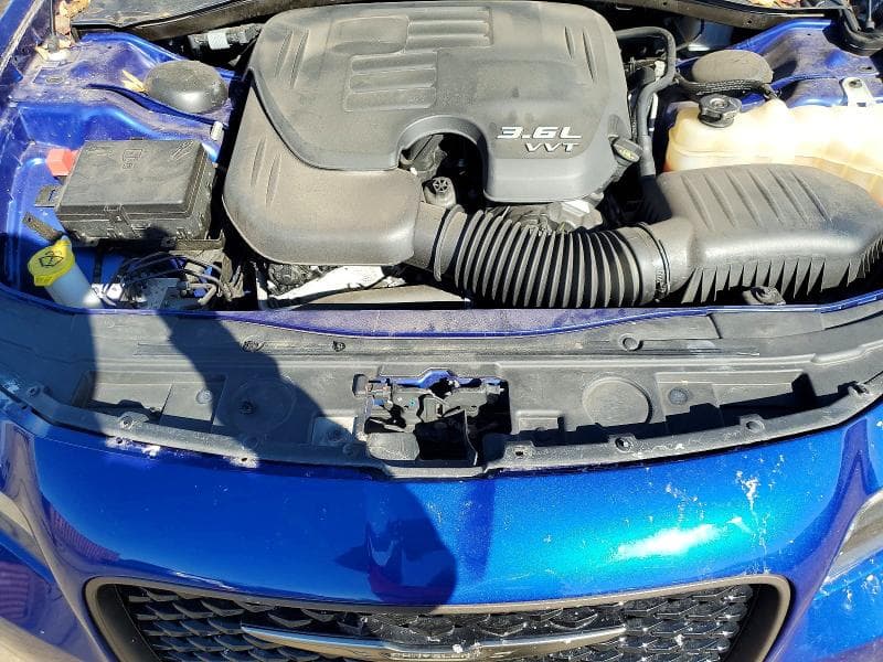 2019 CHRYSLER 300 S 11