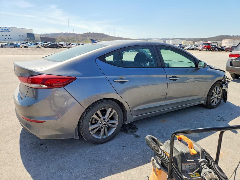 2018 HYUNDAI ELANTRA SEL 3