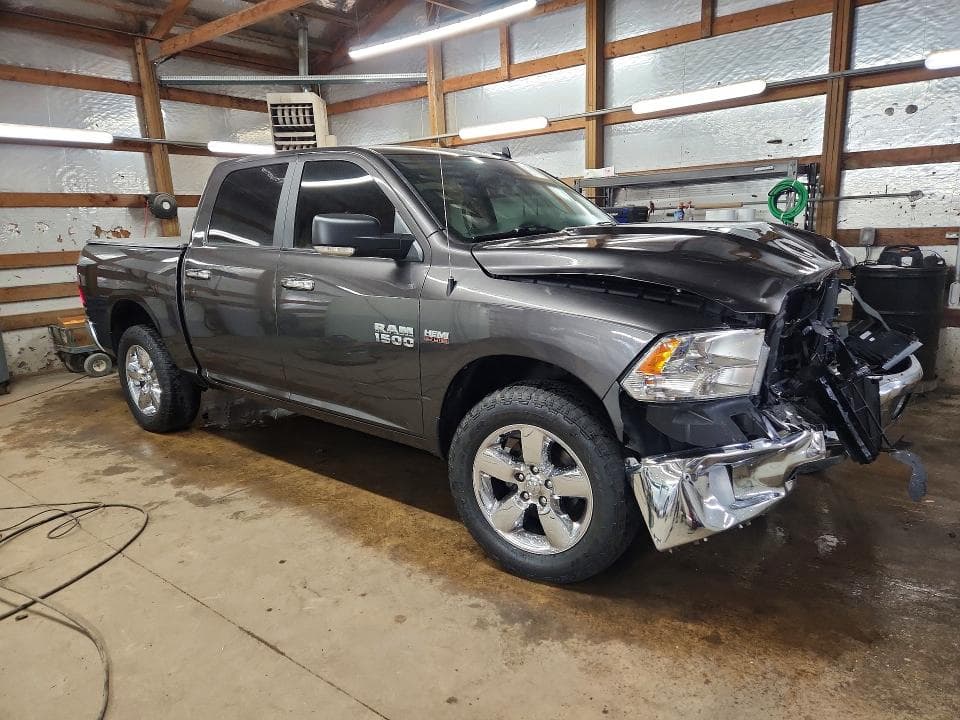 2018 RAM 1500 SLT 4