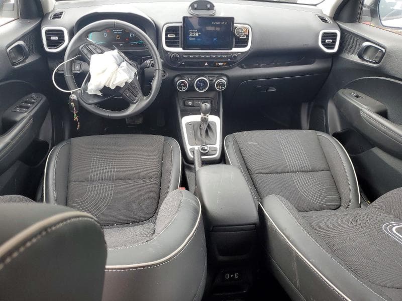 2025 HYUNDAI VENUE LIMITED 8
