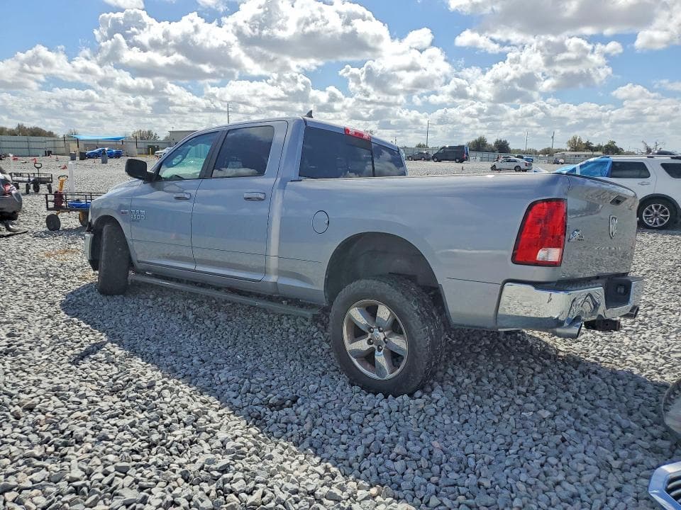 2019 RAM 1500 CLASSIC SLT 2