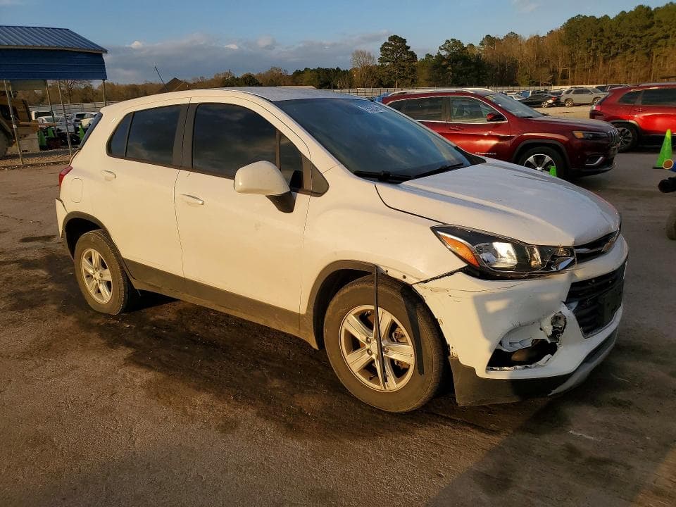 2019 CHEVROLET TRAX 4