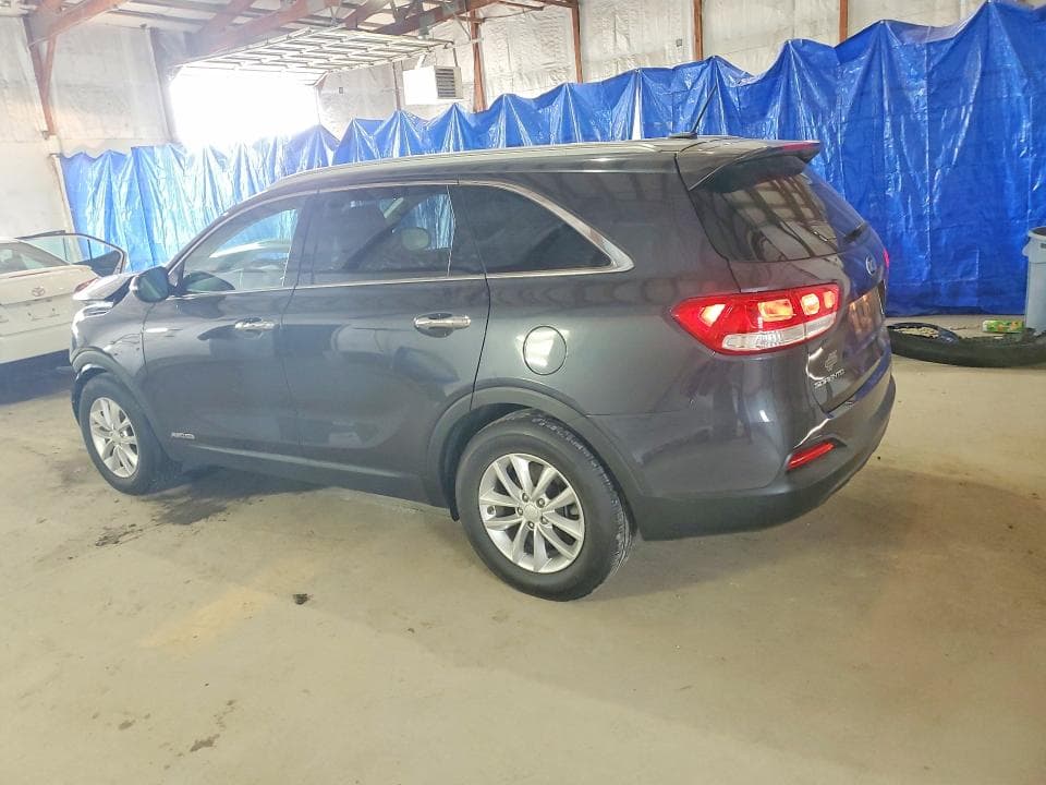 2017 KIA SORENTO LX V6 2