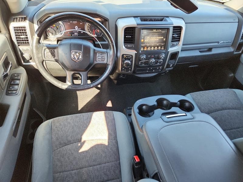 2017 RAM 1500 SLT 8
