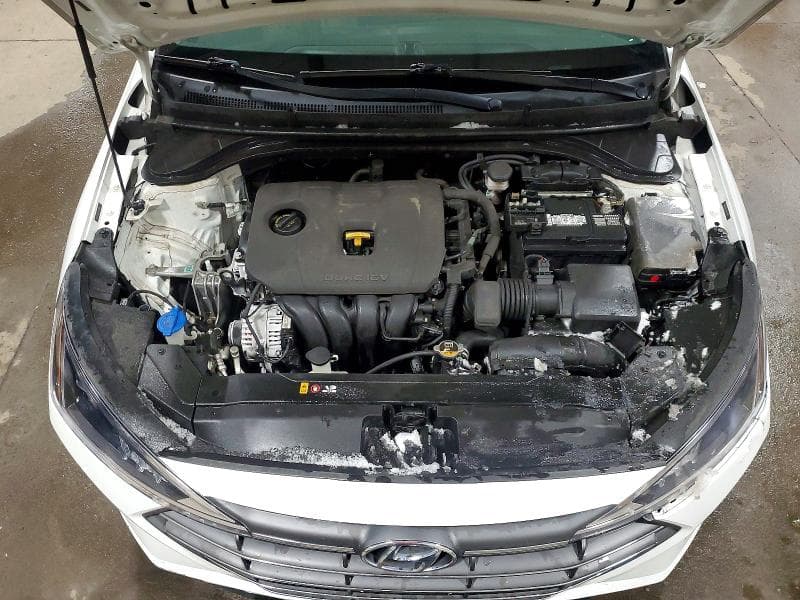 2020 HYUNDAI ELANTRA SE 11