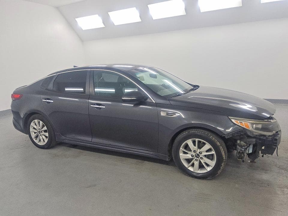 2018 KIA OPTIMA S 4