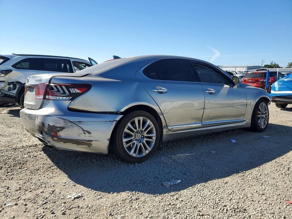 2017 LEXUS LS 460 BASE 3