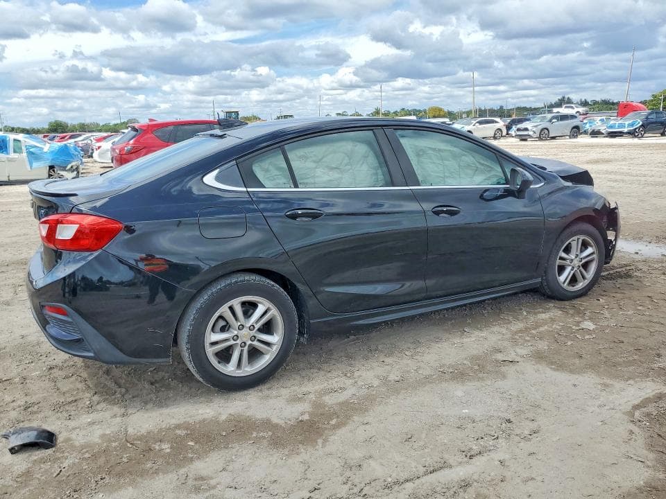 2017 CHEVROLET CRUZE LT 3