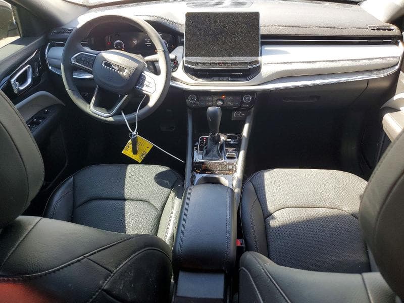 2023 JEEP COMPASS LIMITED 8