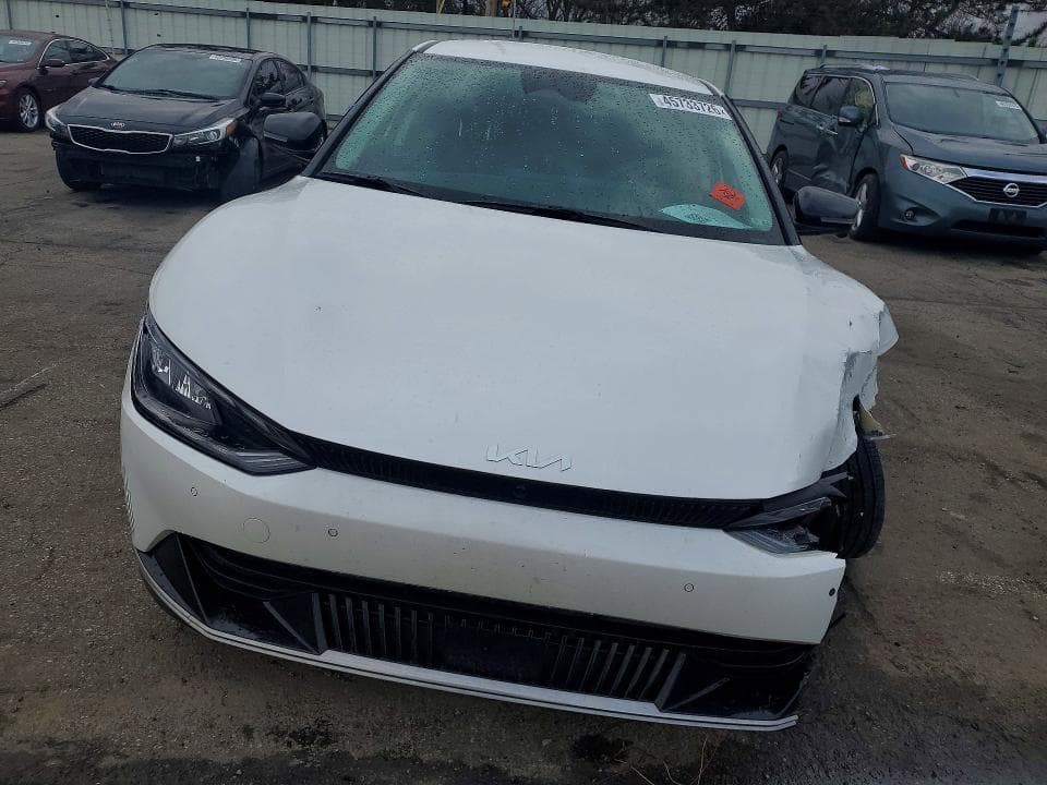 2023 KIA EV6 WIND 5