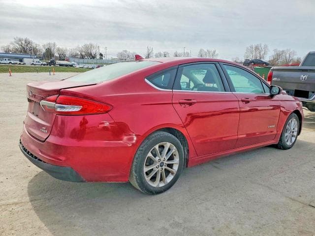 2019 FORD FUSION 3