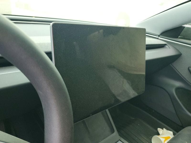 2025 TESLA MODEL 3 9