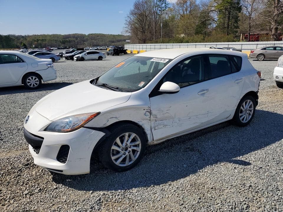 2013 MAZDA 3 - 1