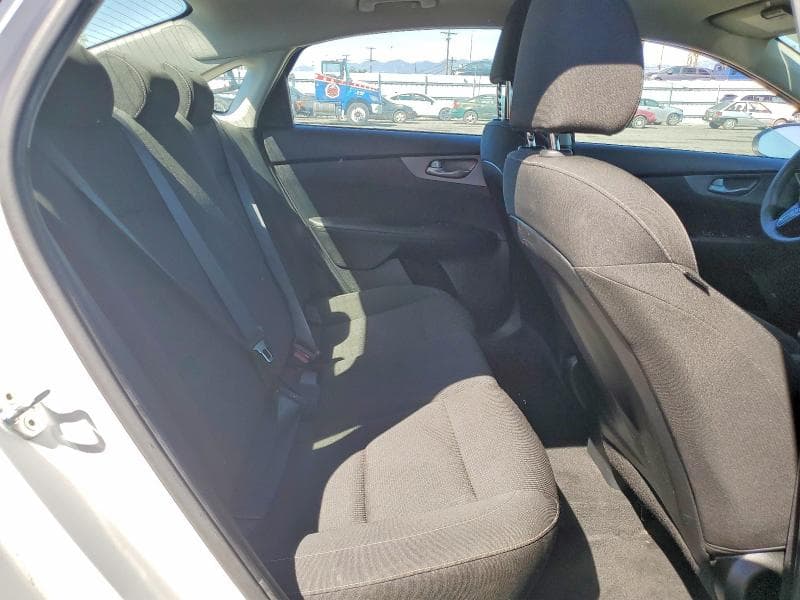 2020 KIA FORTE FE 10
