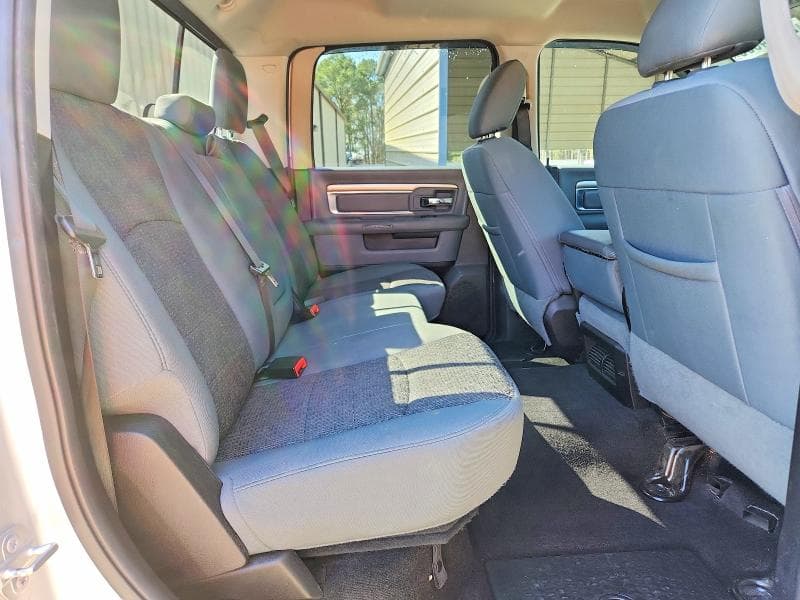 2017 RAM 1500 SLT 10