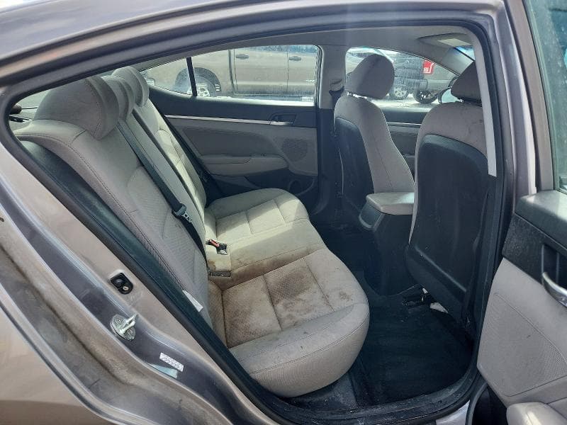 2020 HYUNDAI ELANTRA SEL 10
