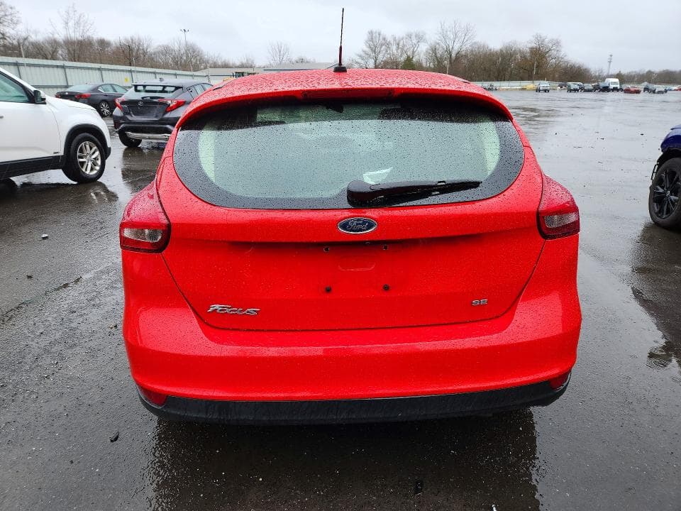 2017 FORD FOCUS SE 6