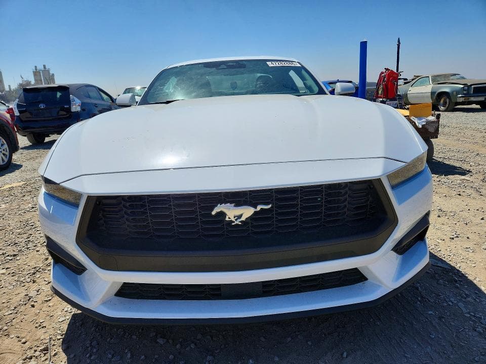 2025 FORD MUSTANG 5