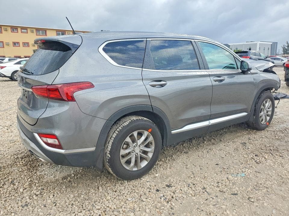2020 HYUNDAI SANTA FE SE 3
