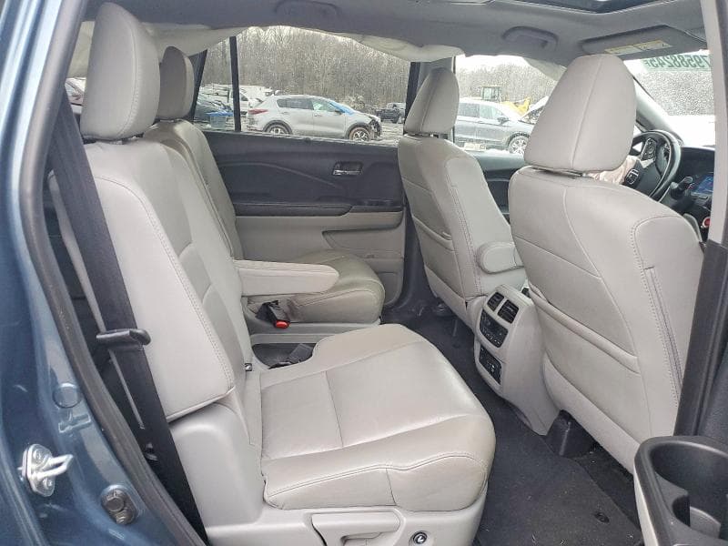 2022 HONDA PILOT TOURING 10