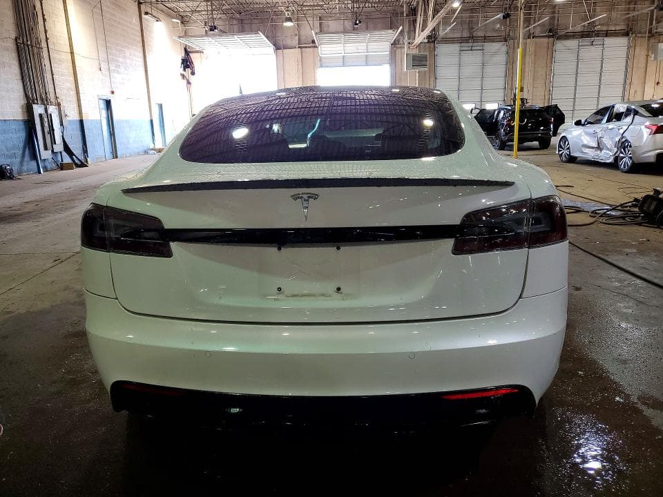 2022 TESLA MODEL S 11