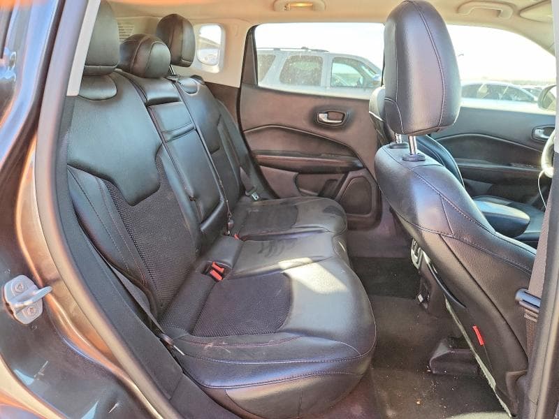 2017 JEEP COMPASS TRAILHAWK 10