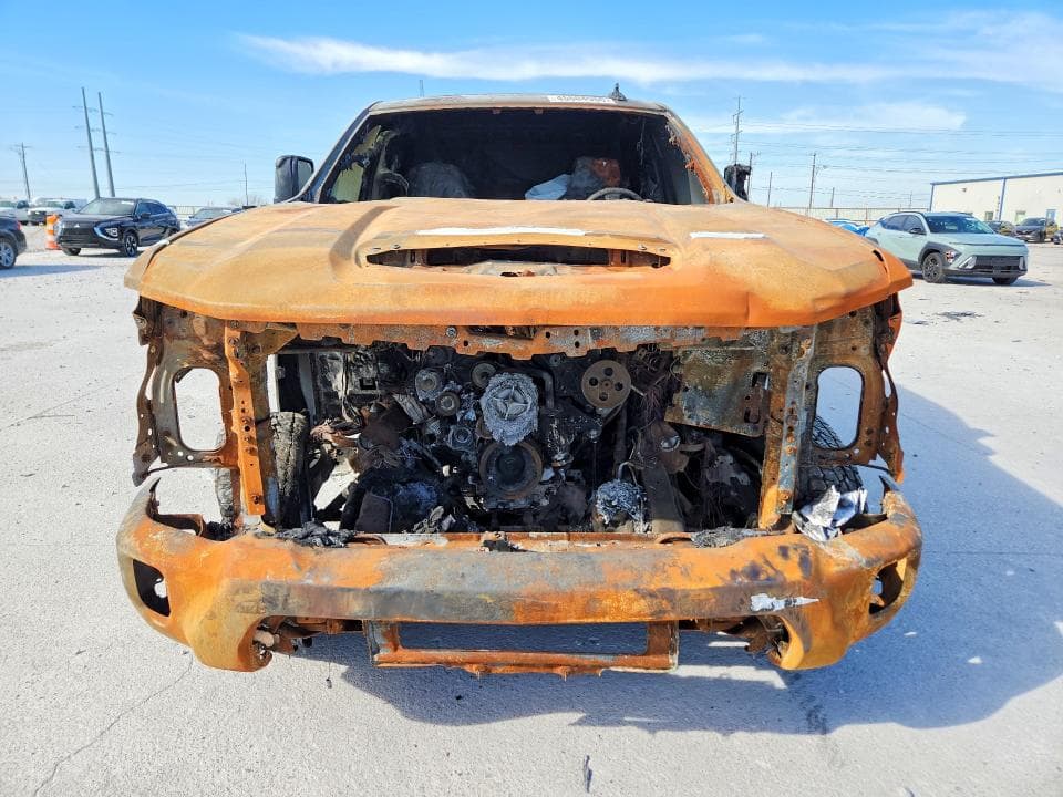 2024 CHEVROLET SILVERADO K2500 CUSTOM 5