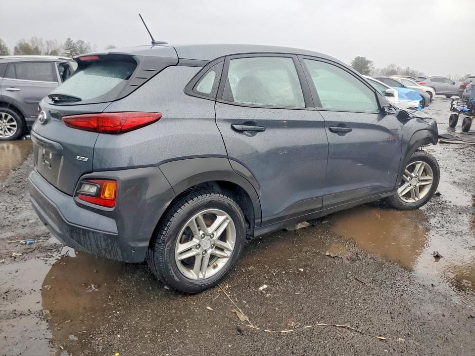 2020 HYUNDAI KONA SE 3