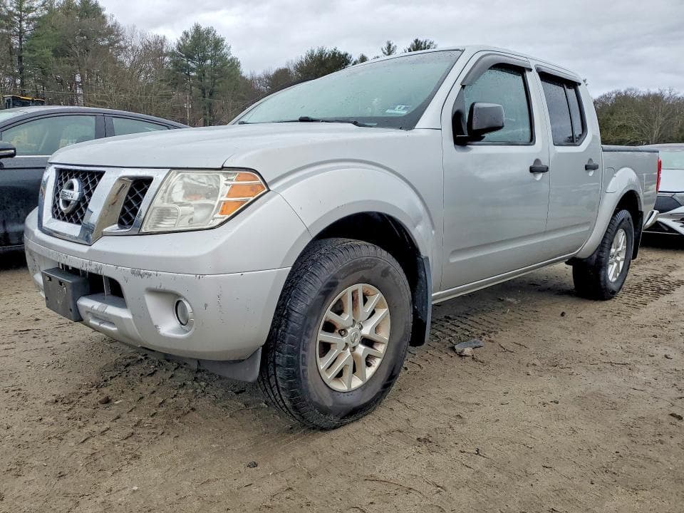 2015 NISSAN FRONTIER - 1