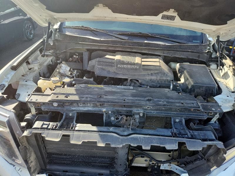 2018 NISSAN TITAN S 11
