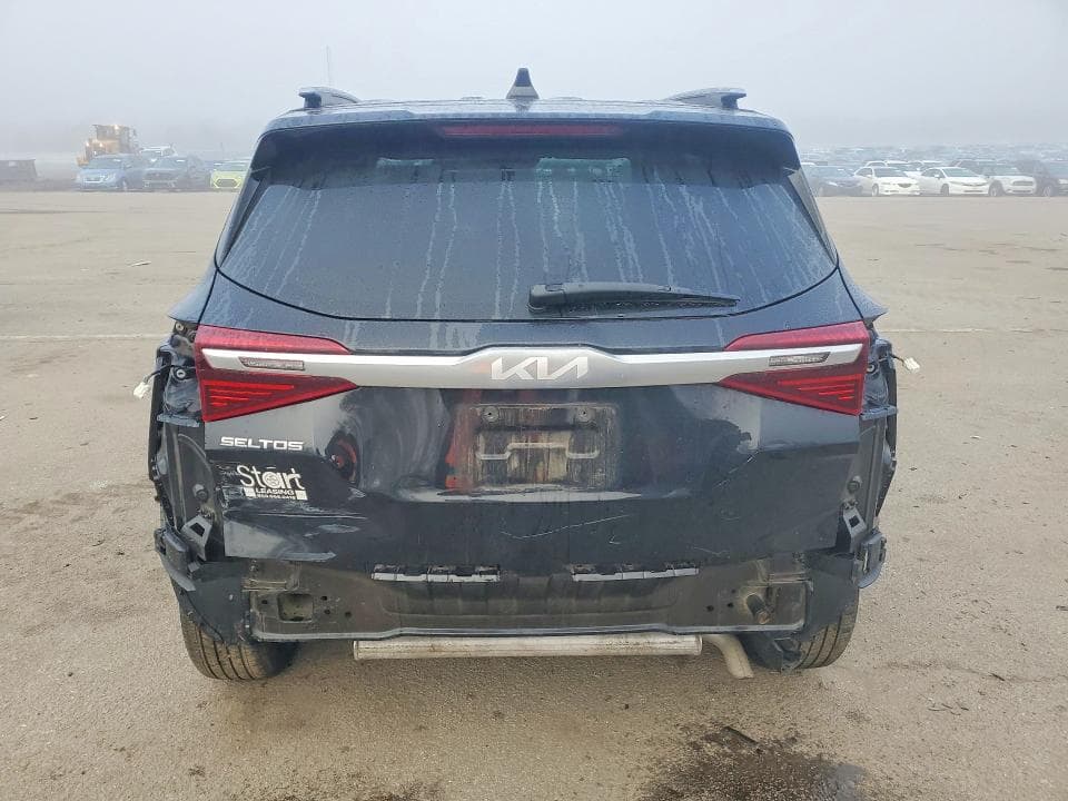 2023 KIA SELTOS S 6