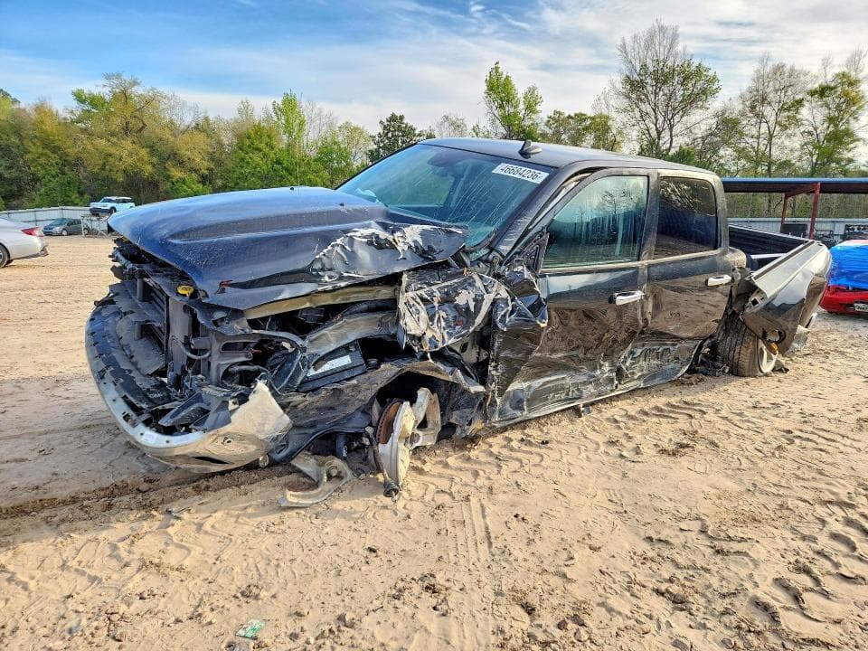 2018 RAM 1500 SLT - 1