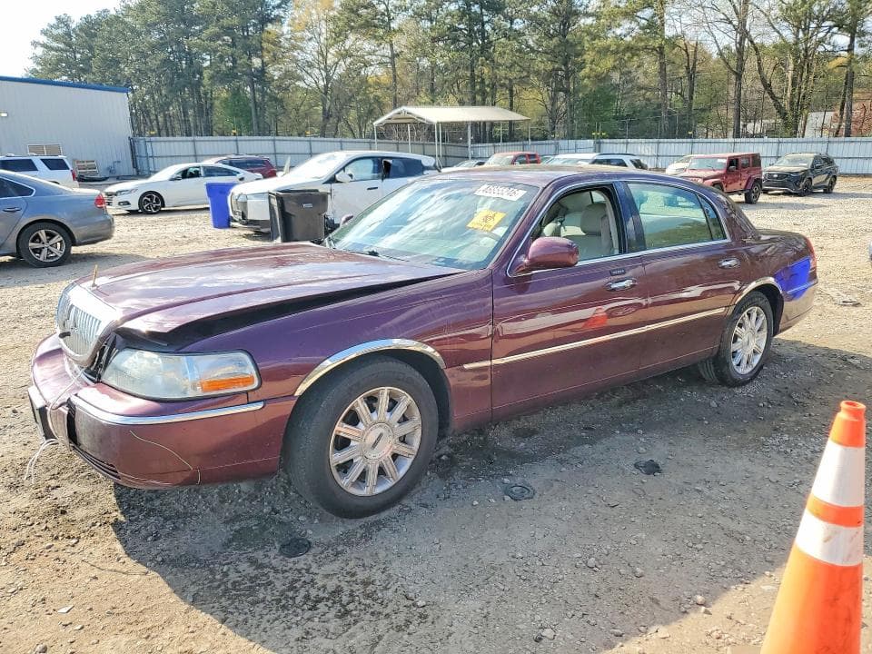 2007 LINCOLN TOWNCAR - 1