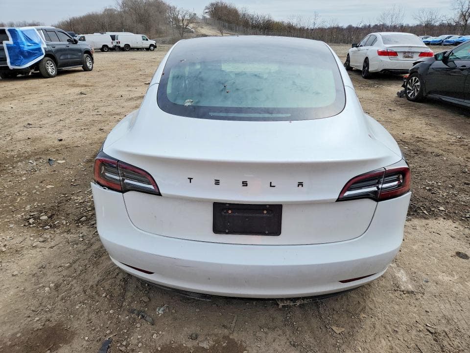 2023 TESLA MODEL 3 6