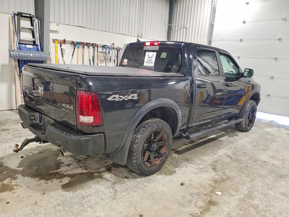 2019 RAM 1500 CLASSIC SLT 3