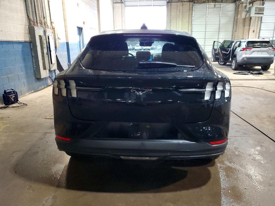 2025 FORD MUSTANG MACH-E PREMIUM 6