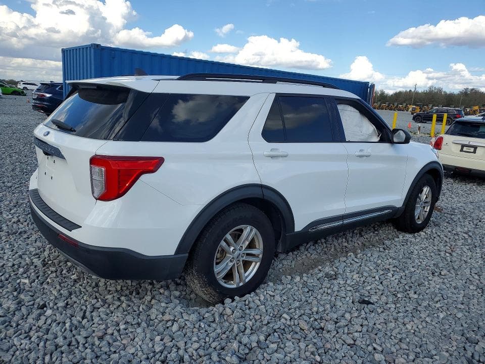 2022 FORD EXPLORER XLT 3