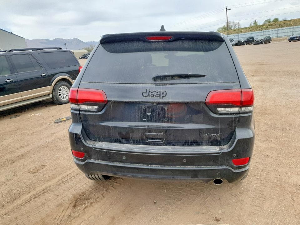 2017 JEEP GRAND CHEROKEE LAREDO 11