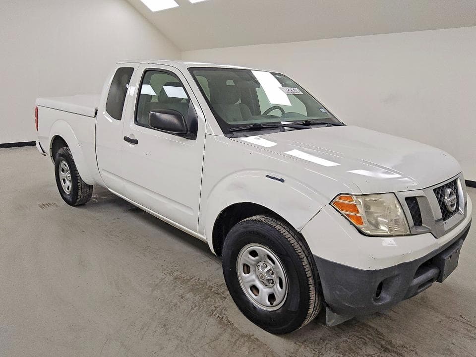 2018 NISSAN FRONTIER S 4