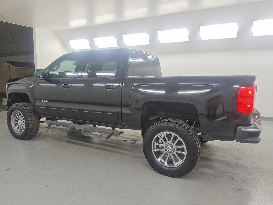 2018 CHEVROLET SILVERADO C1500 LT 2
