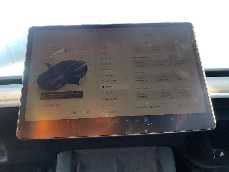 2024 TESLA MODEL Y 9