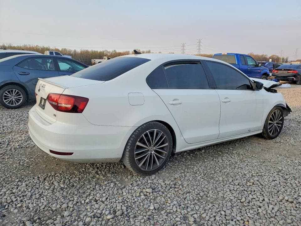2017 VOLKSWAGEN JETTA SPORT SPORT 3