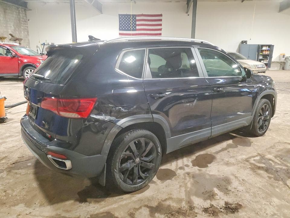 2023 VOLKSWAGEN TAOS SE 3