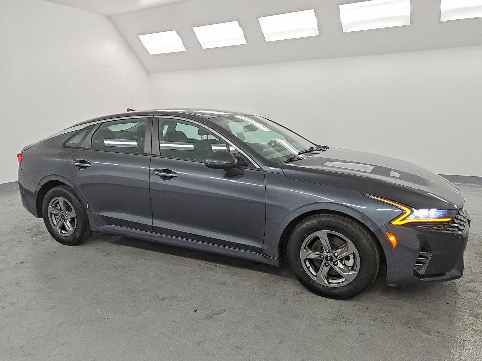 2022 KIA K5 LXS 4