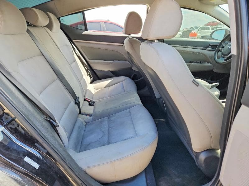 2018 HYUNDAI ELANTRA SEL 10